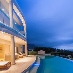 atlantique-villa-camps-bay.hotels-capetown.com/