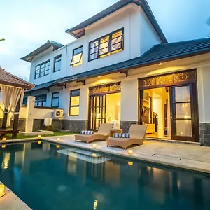 vandana-villa-jimbaran.ubudhotelsnow.com/